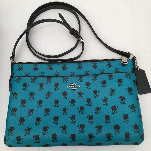 Coach Handbags - Coach bag